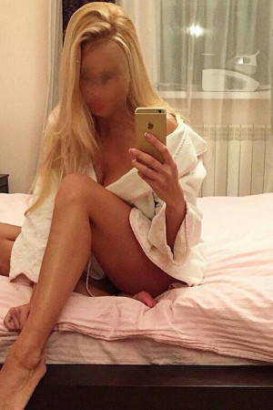 Индивидуалка Эля