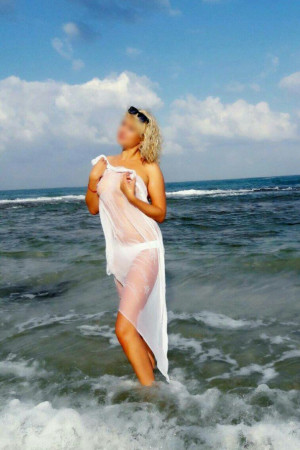 Escort girl Лада