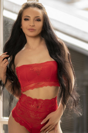 Escort girl Малика