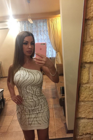 Escort girl Бритни