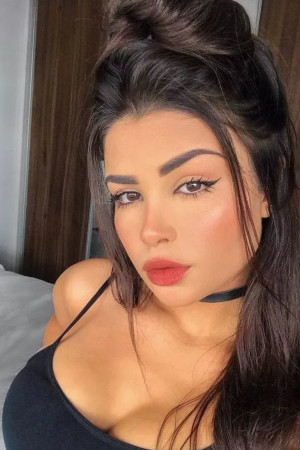 Escort girl Эмилина