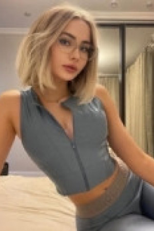 Escort girl Юля