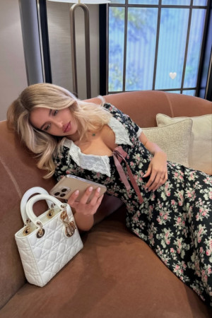 Escort girl Илона 